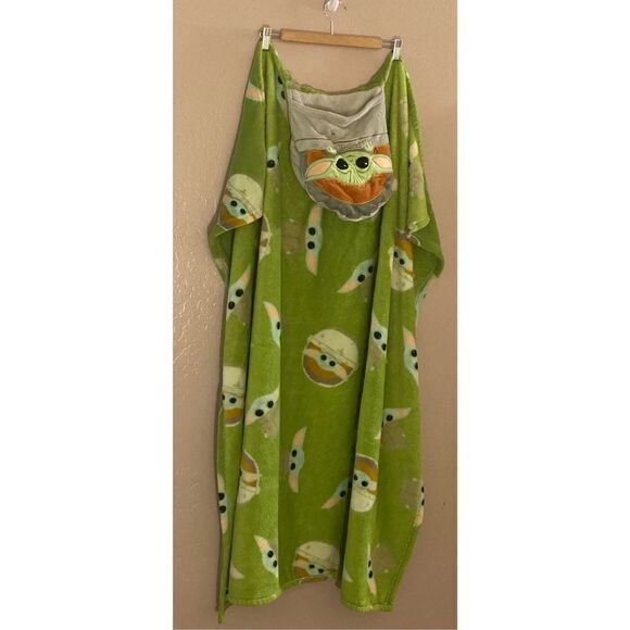 Disney Store The Child Convertible Fleece Throw Star Wars The Mandalorian - Picture 4 of 7